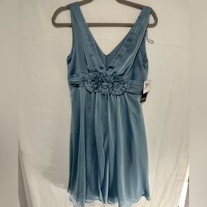 Adrianna Papell Occasions Iridescent Rosette V-Neck Blue Flowy Dress - Size 10